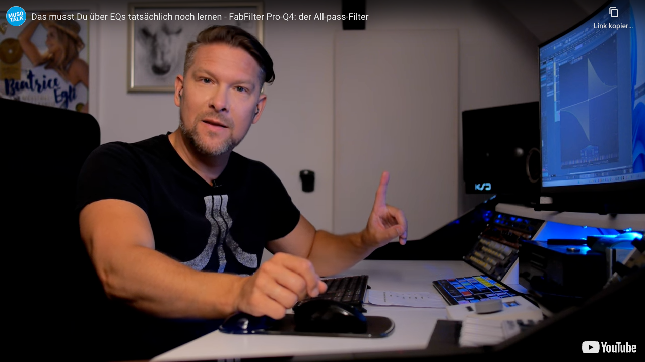 there is no change in the frequency response but there is a change in the phase position