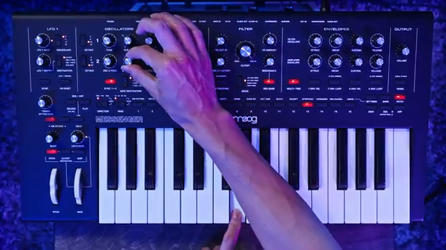 andrewhuang Drops the Moog Messenger Like It’s Hot