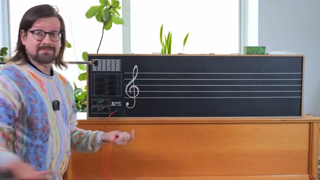 HAINBACH’s K Chalkboard Synth: From Kraftwerk’s Classroom to Chaos