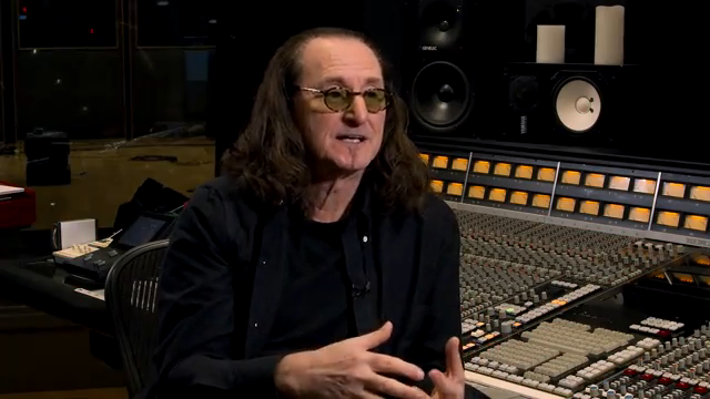 Moog Music’s Geddy Lee Minimoog Model D: A Red-Hot Tribute to Prog Legacy