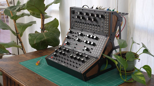 The Moog Sound Studio Accessory Kit allows you to assemble three Moog semi-modular instruments together into one organized and powerful…