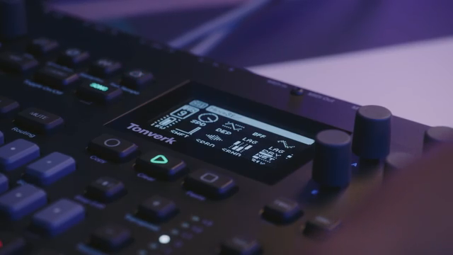 As you can hear, Tonverk is an FX funhouse and comes with all sorts of FX options to dive into.