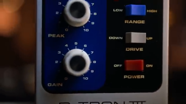 The pedal gives you an accurate all analog recreation of the original with a few modern upgrades all in this lovely retro container.