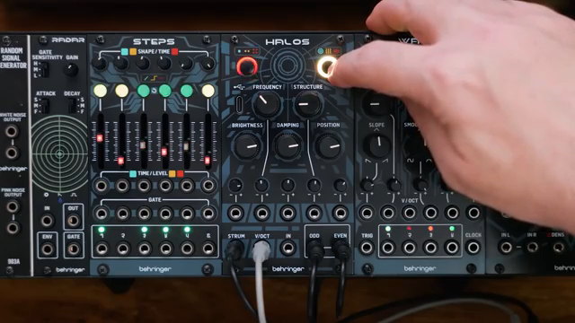 By pressing and holding the engine selector the LED will flash telling us it's in western chords modes.