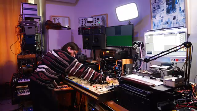 How to combine the immediacy and sound of my beloved analog workflow with the recallability and all the editing possibilities of digital.