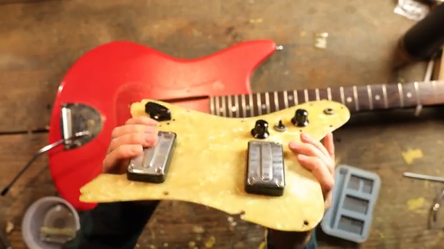 David Hilowitz Music vs. The Dutch Vinyl Oddity: A Sixties Guitar Gets a Rave Resurrection