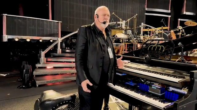 Korg Nautilus in the Queen Arena: Spike Edney’s Digital Powerhouse Revealed