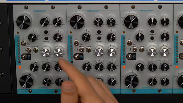 Frap Tools Tames the Studio: Acoustic Guitar Compression with the Dynamics 2806