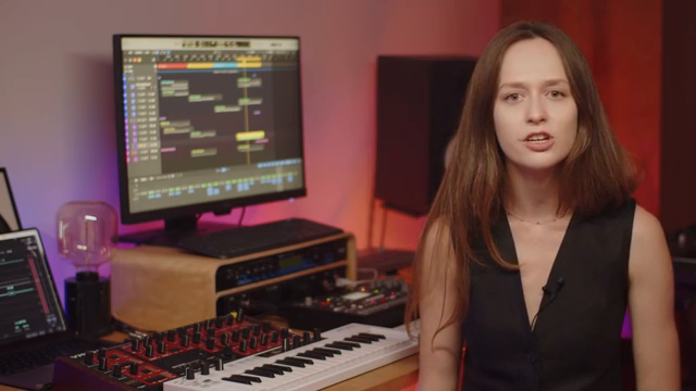 The song starts with a very plain, ambient, unaffected introduction and then evolves in the second section with effects altering the color…