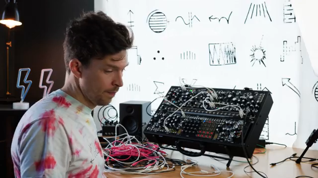 Spectral Microsonics: Make Noise Dives into Modular Microsound