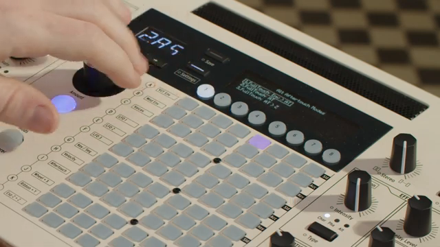 Here you can choose from three very innovative aftertouch technologies. Full Touch Envelope, Full Touch, and Full Touch Plus Z.