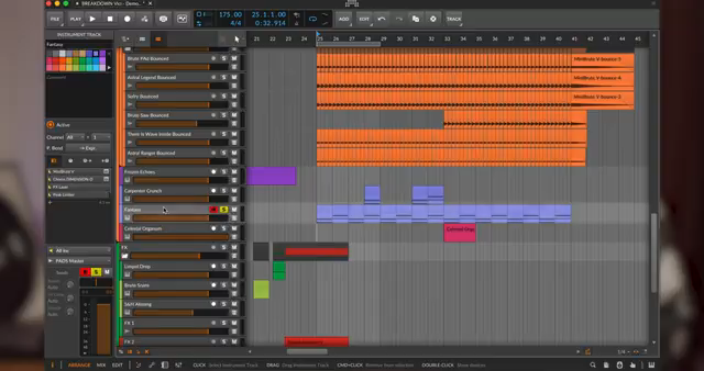 This sound comes from the preset called Fantasy. It adds dynamism and a lot of energy to the slow and crawling pads that go along with it.