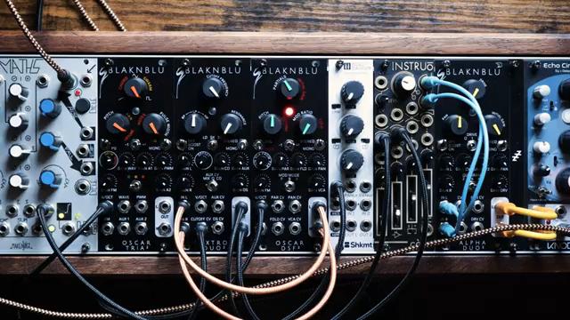 We can bring in subtle detune, which I'm really a big fan of.