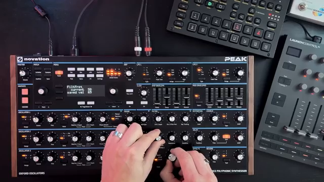 The result is a waveform that is just clean, free from aliasing, free from sharp edges.