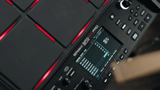 Simply assign this feature to the pad control of your choice then change tempo during your live sets while you continue playing.