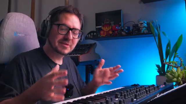 You can not know the synth at all and just find your way around so easily in just a couple of minutes by looking at the front panel.